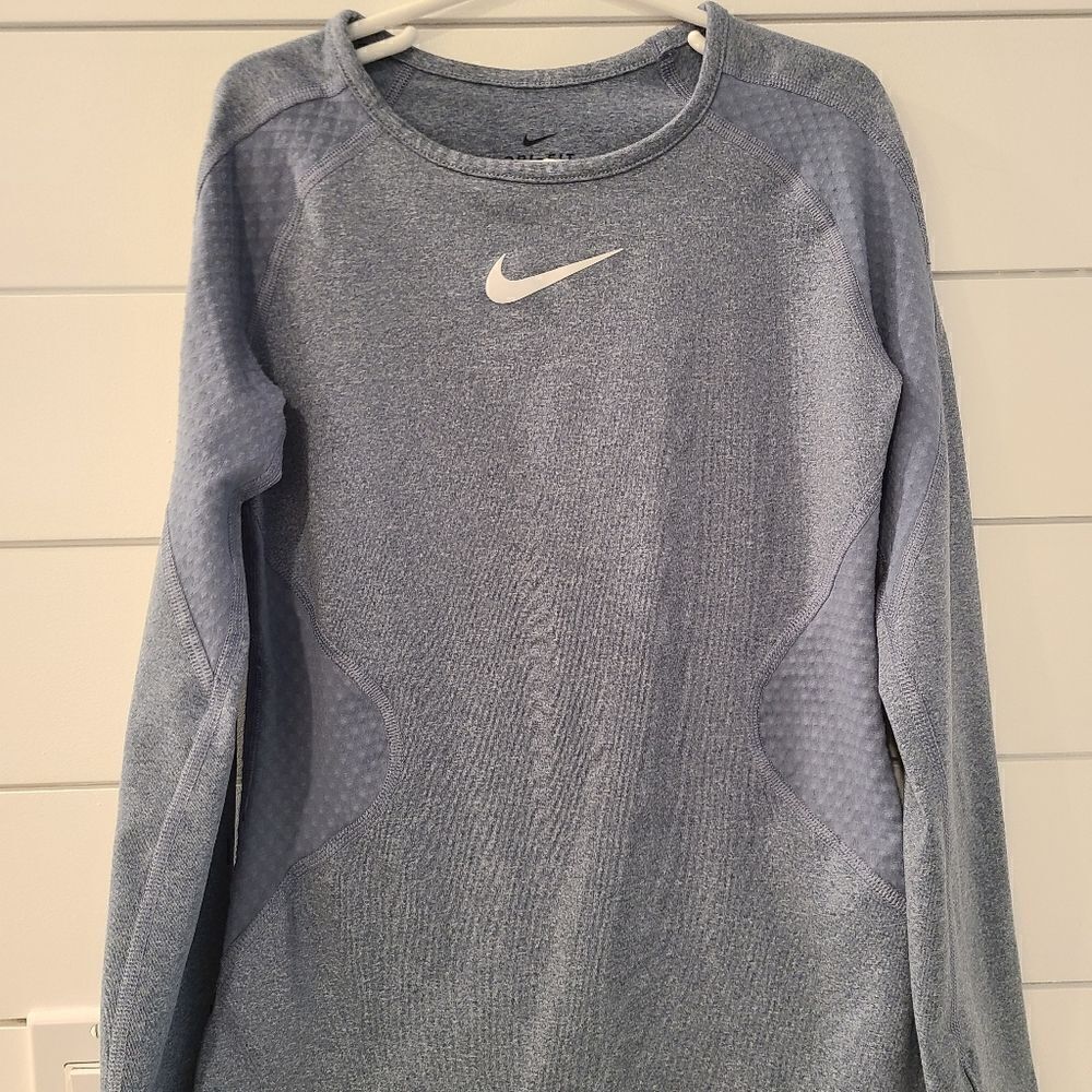 Nike dri fit long sleeve top